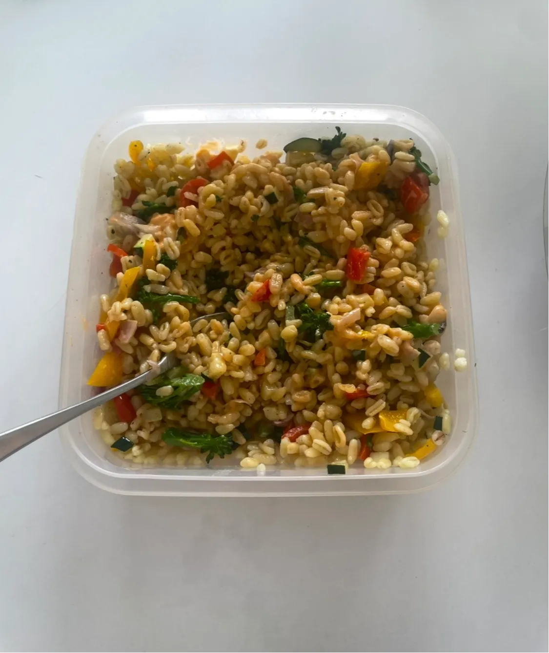 Salat mit Sonnenweizen & Gemüse