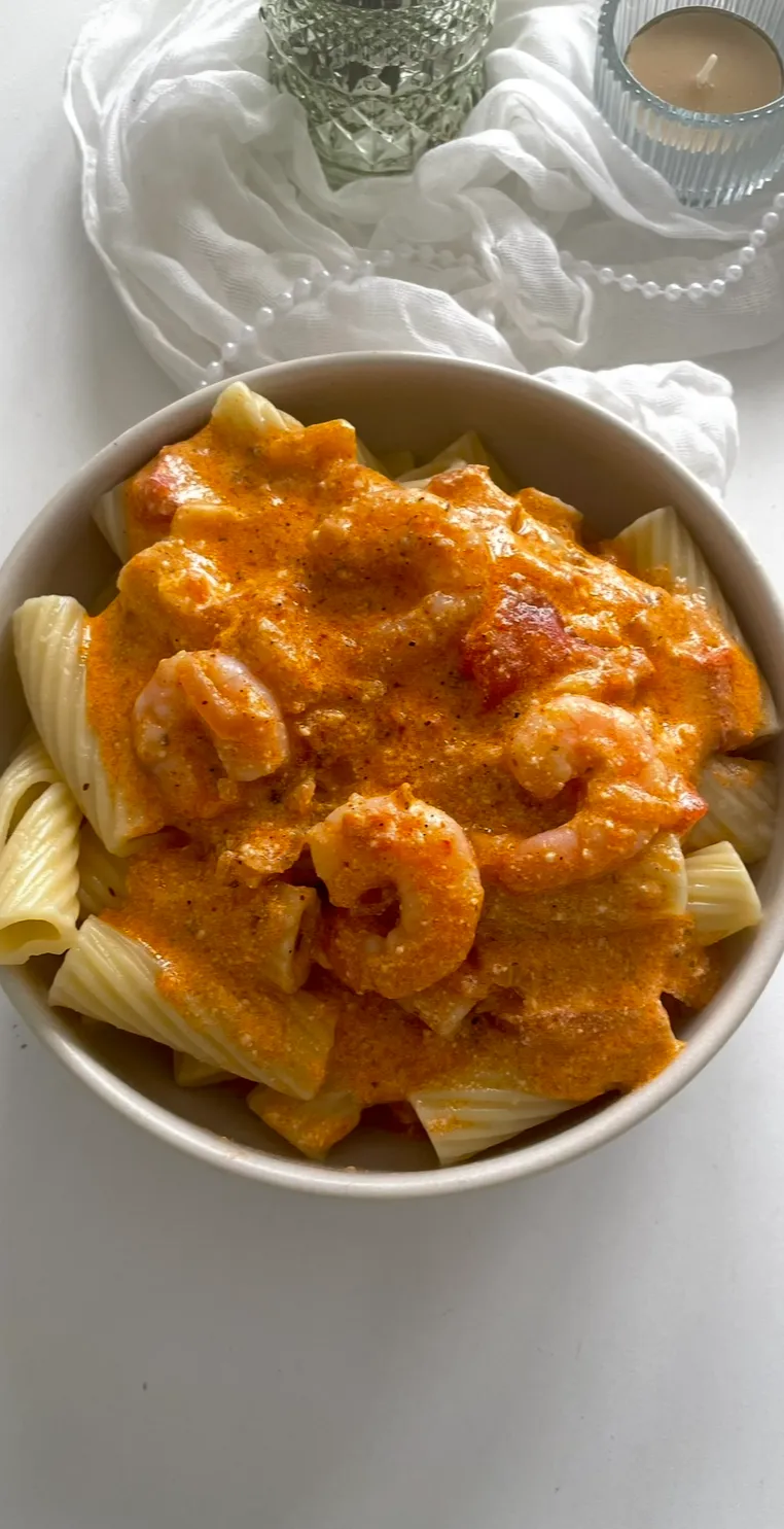 Pasta mit Chili-Garnelen Sauce