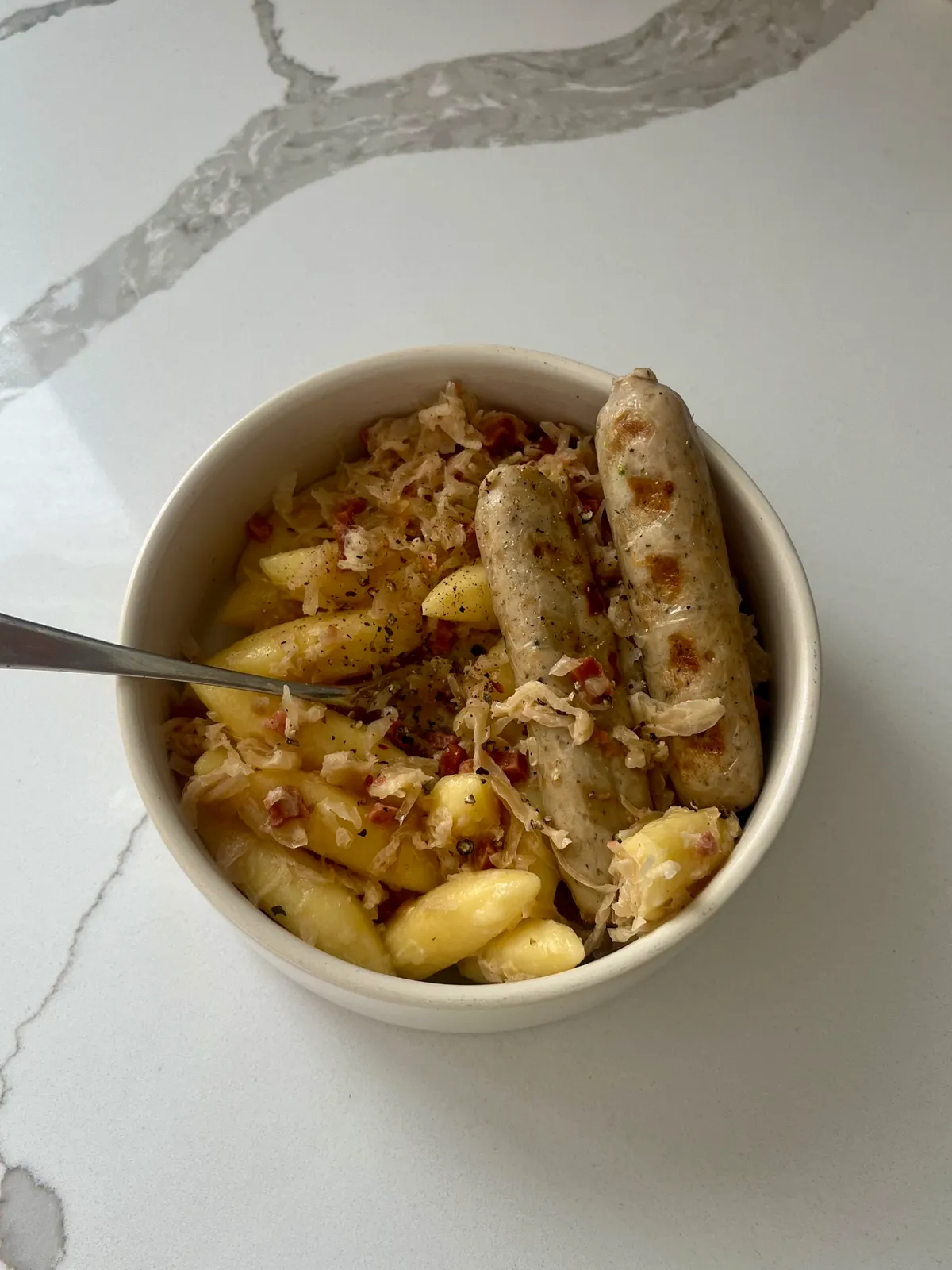 Schupfnudelpfanne mit Sauerkraut & Speck