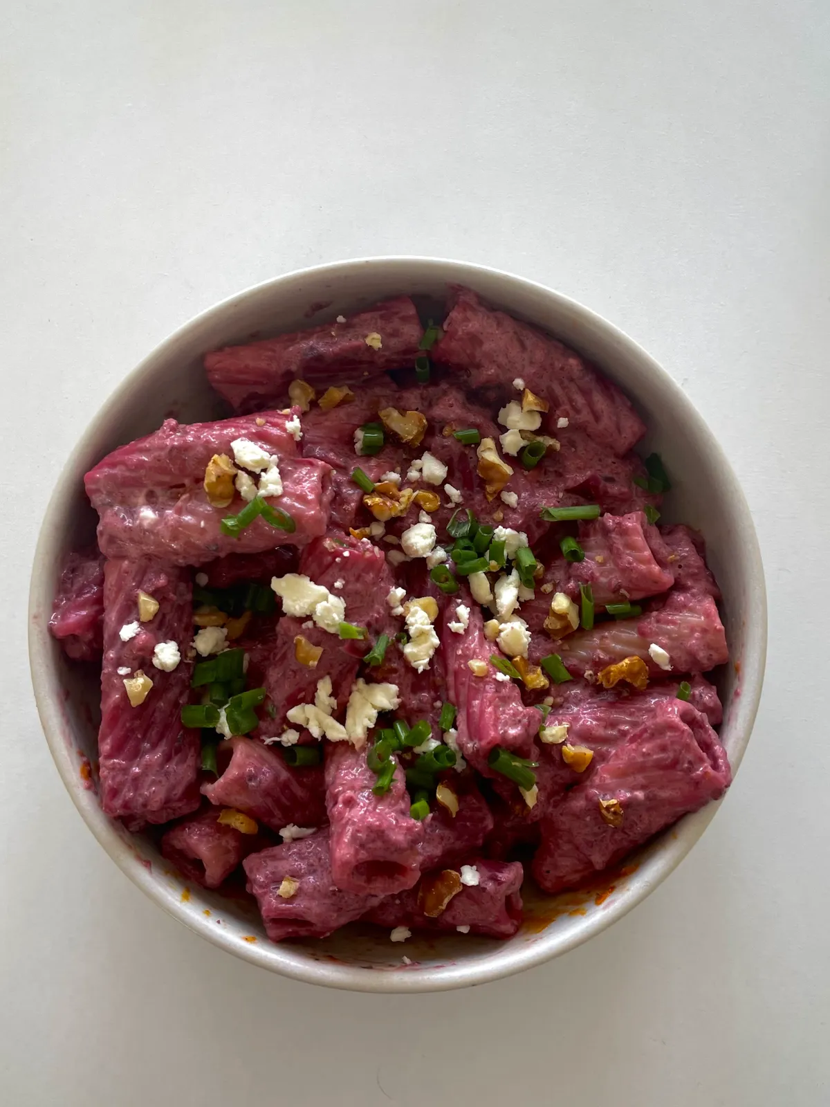 Pasta mit Roter Beete-Feta Sauce