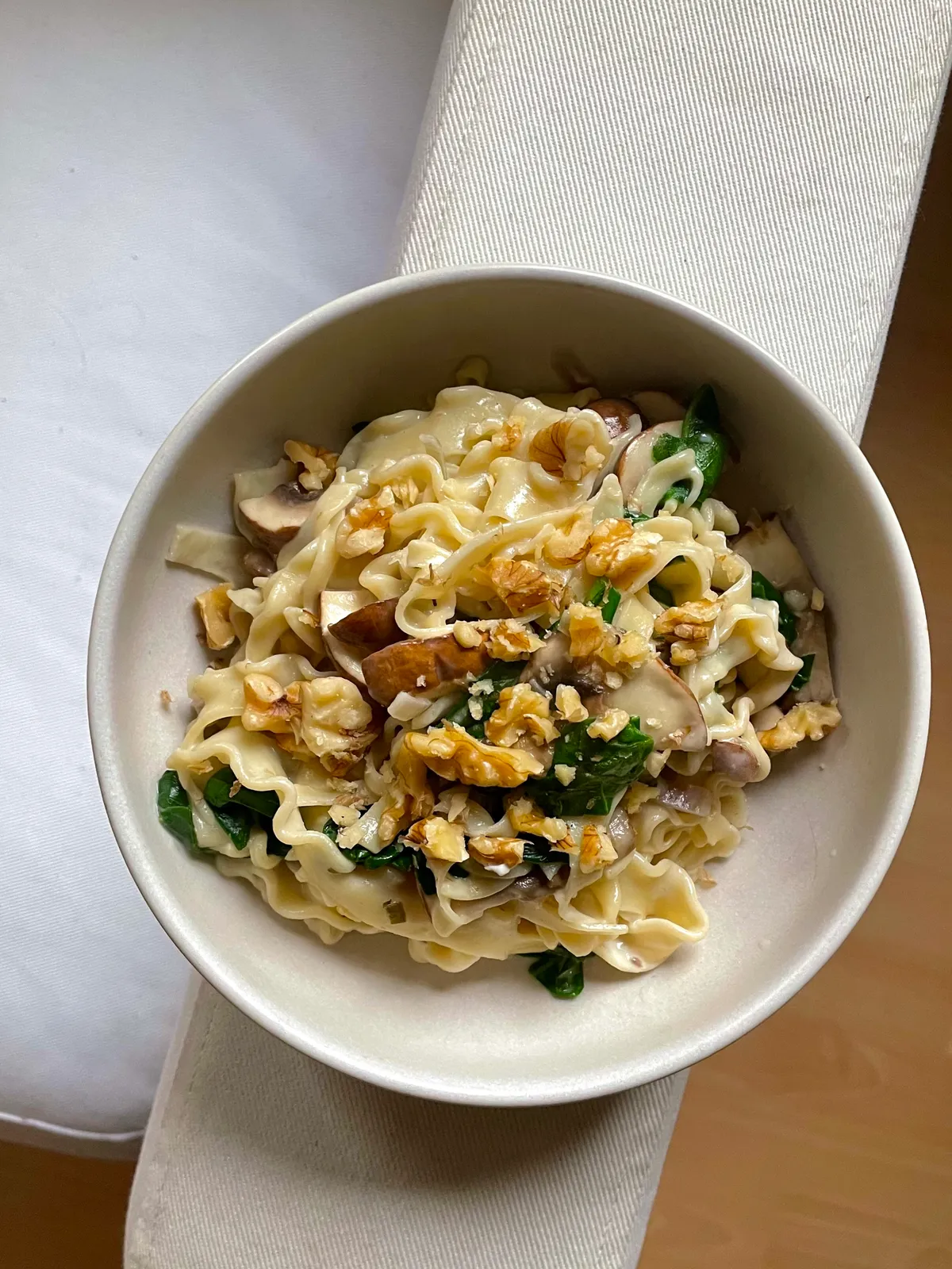 Tagliatelle mit Champignon-Spinat Sahnesauce